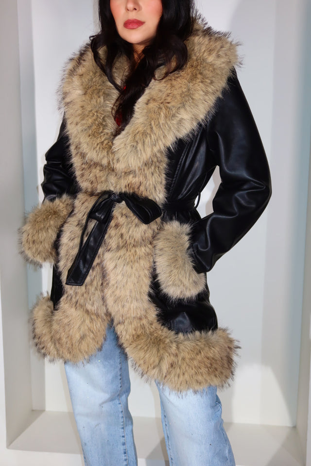 Load image into Gallery viewer, Foxy Faux Fur Coat - Black

