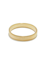 Load image into Gallery viewer, Gold Tone Hardware Stretchy Band Bracelet
