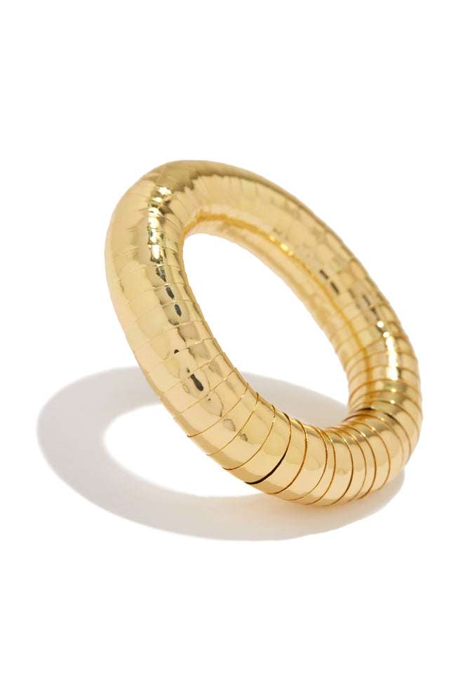 Load image into Gallery viewer, Statement Gold Bracelet
