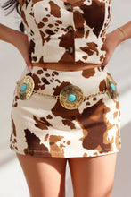 Load image into Gallery viewer, Avery Pendant Chain Belt - Gold
