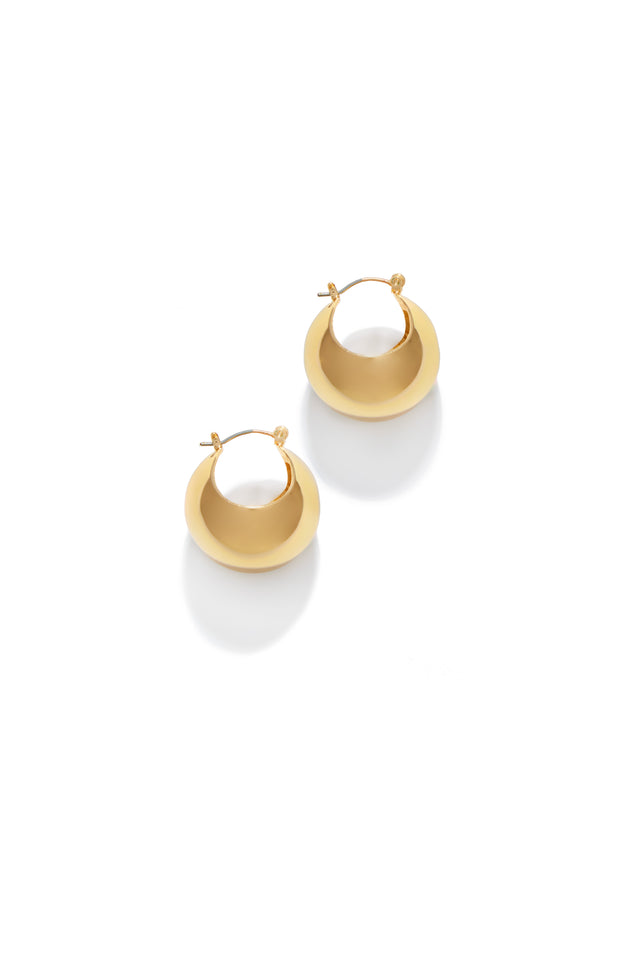 Load image into Gallery viewer, Gold Tone Hoop Earring
