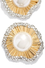 Load image into Gallery viewer, Gold-Tone Embellished Holiday Earring
