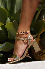 Load image into Gallery viewer, Gold Tone Heel
