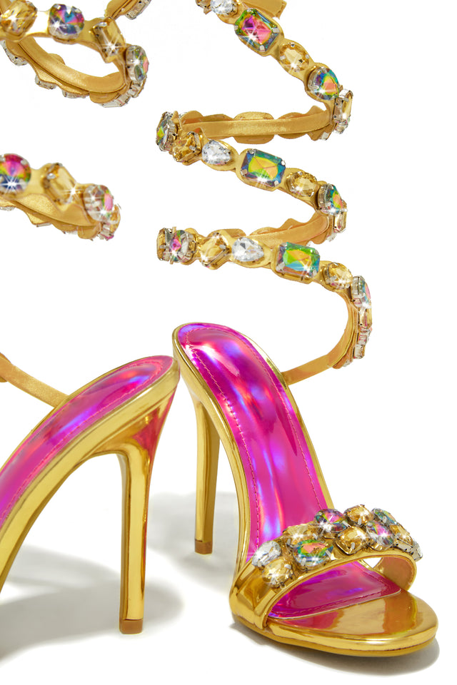 Load image into Gallery viewer, Gold-Tone Embellished Single Sole Heels
