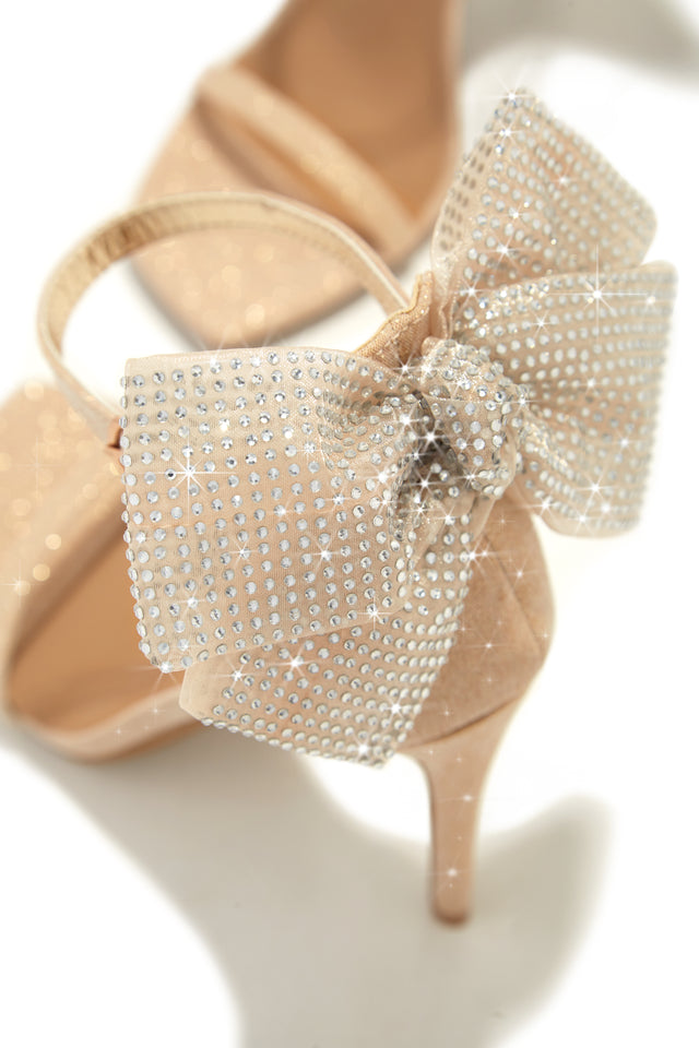 Load image into Gallery viewer, Gold-Tone Single Sole Heels with Embellished Bow Tie Detailing

