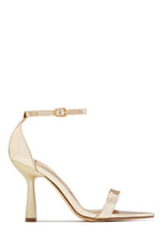 Load image into Gallery viewer, Tania Single Sole Heels - Gold
