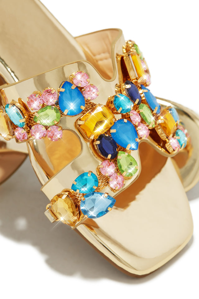 Load image into Gallery viewer, Gold-Tone Summer Sandals
