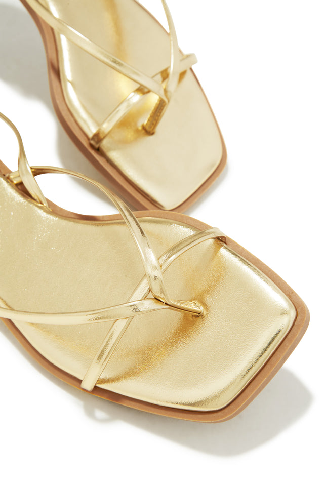 Load image into Gallery viewer, Gold-Tone Flat Sandals with Thong Strap
