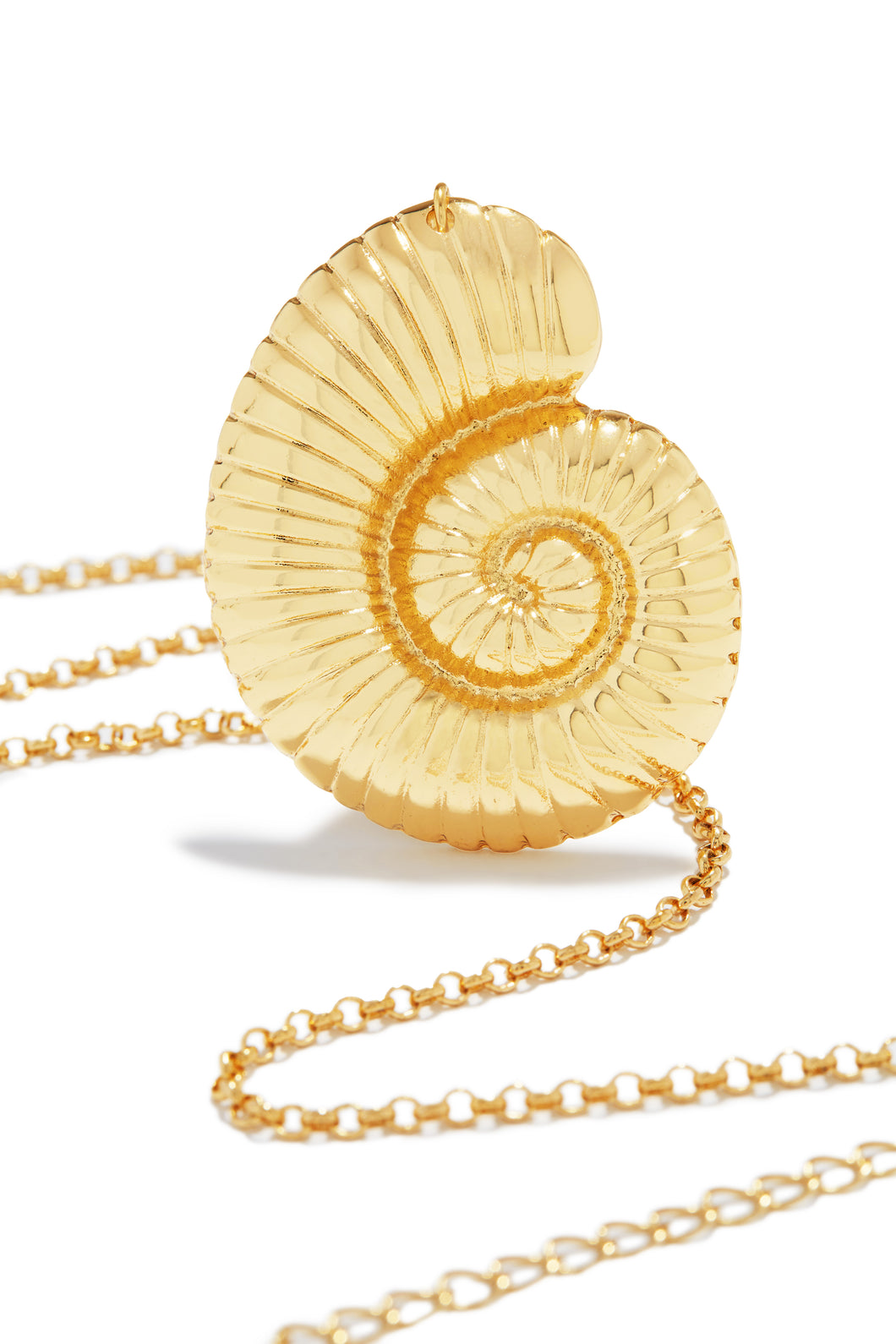 Gold Waves Sea Shell Necklace - Gold