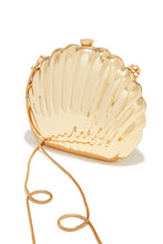 Load image into Gallery viewer, Gold-Tone Sea Shell Crossbody Clutch
