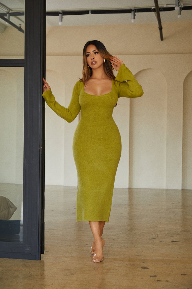 Miss Lola Green Long Sleeve Open Back Maxi Dress – MISS LOLA