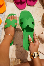 Load image into Gallery viewer, Kaylee Jelly Slip On Sandals - Green

