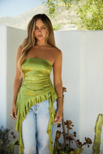 Load image into Gallery viewer, Asymmetrical Hem Top
