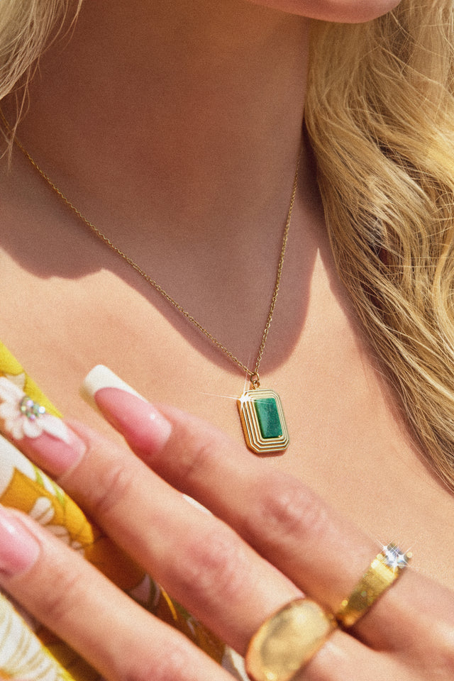 Load image into Gallery viewer, Gwen Necklace - Gold
