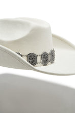 Load image into Gallery viewer, Embellished Pendant Western Hat
