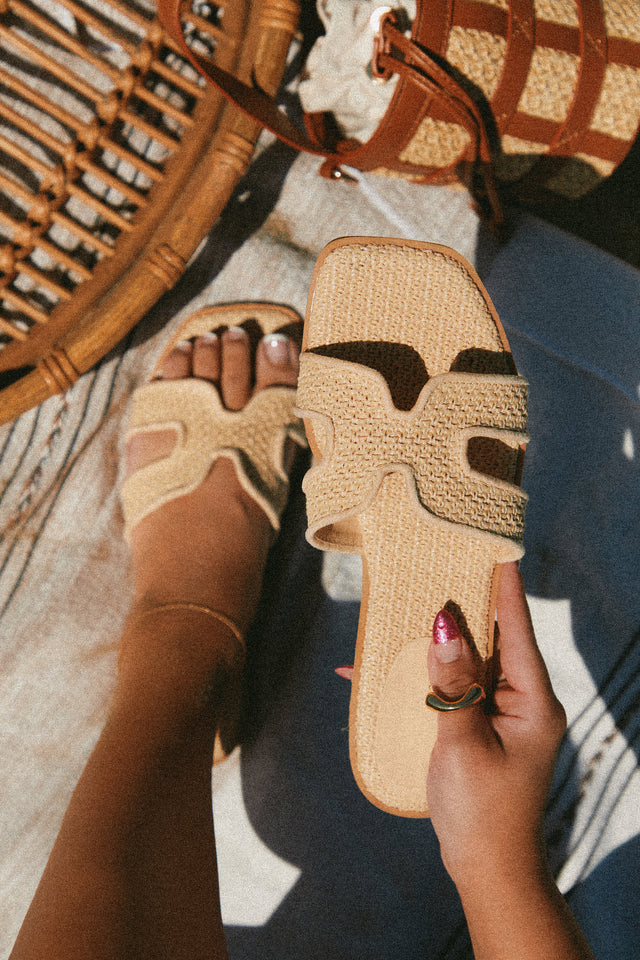 Load image into Gallery viewer, Island Getaway Slip On Sandals - Nude
