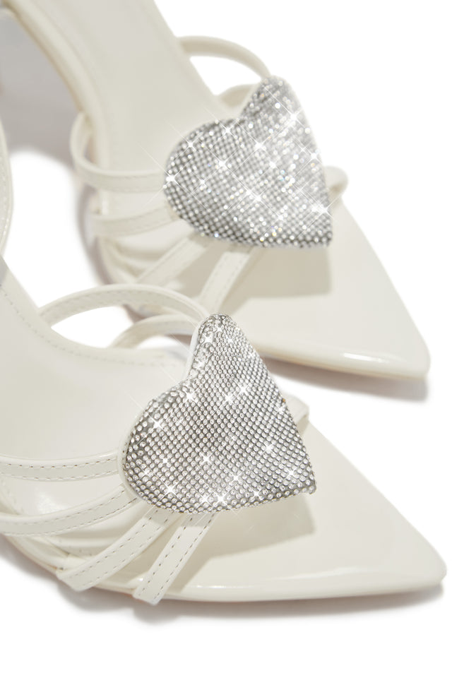 Load image into Gallery viewer, Cream Embellished Heels
