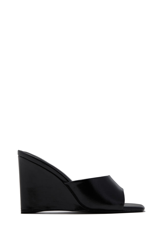 Load image into Gallery viewer, Izzie Slip On Wedge Mule Heels - Black
