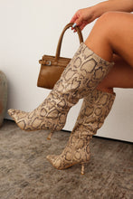 Load image into Gallery viewer, Jaylin Mid Heel Boots - Snake

