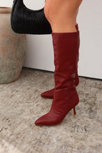 Load image into Gallery viewer, Jaylin Mid Heel Boots - Wine
