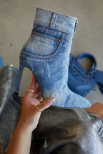 Load image into Gallery viewer, Jeanne - Denim
