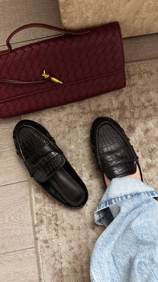 Load image into Gallery viewer, Julia Slip On Loafer Flats - Black Croc
