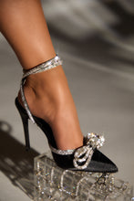 Load image into Gallery viewer, Women Wearing Black Embellished Pumps
