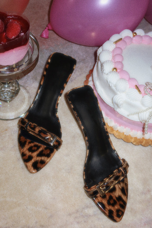 Load image into Gallery viewer, Karyn Mid Heel Mules - Leopard
