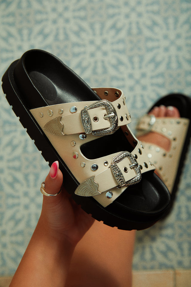 Load image into Gallery viewer, Kenzia Chunky Slip On Sandals - Bone
