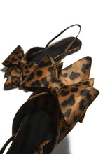 Load image into Gallery viewer, Elisabeth Pointed Toe Flats - Leopard
