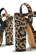 Load image into Gallery viewer, Leopard Chunky Heels
