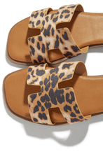 Load image into Gallery viewer, Leopard Slide On Sandals
