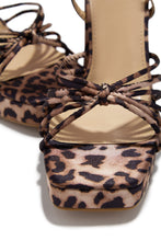 Load image into Gallery viewer, Lelia Platform Block Heels - Leopard
