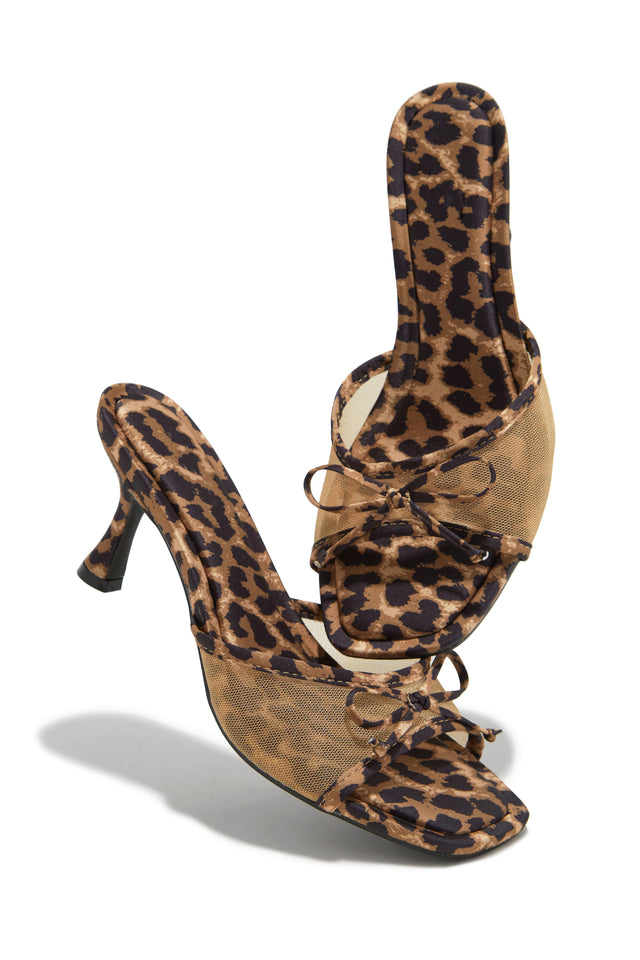Load image into Gallery viewer, Eliza Mid Heel Mules - Leopard
