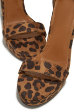 Load image into Gallery viewer, New Limits Platform Block Heels - Leopard
