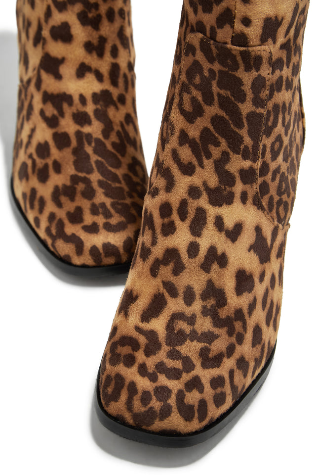 Load image into Gallery viewer, Harlow Block Heel Ankle Boot - Leopard
