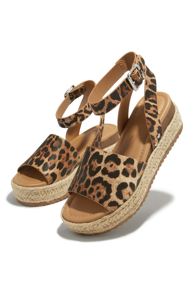 Load image into Gallery viewer, Voyage Platform Espadrille Sandals - Cheetah

