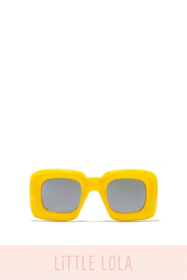 Load image into Gallery viewer, Bright Yellow Sunglasses For Sunny Vacation 
