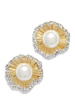 Load image into Gallery viewer, Gold Earrings
