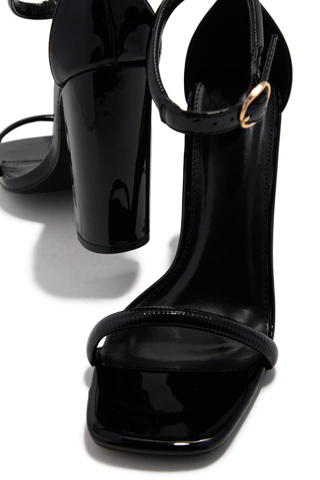 Load image into Gallery viewer, Marci Block Heels - Black
