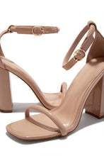 Load image into Gallery viewer, Marci Block Heels - Nude
