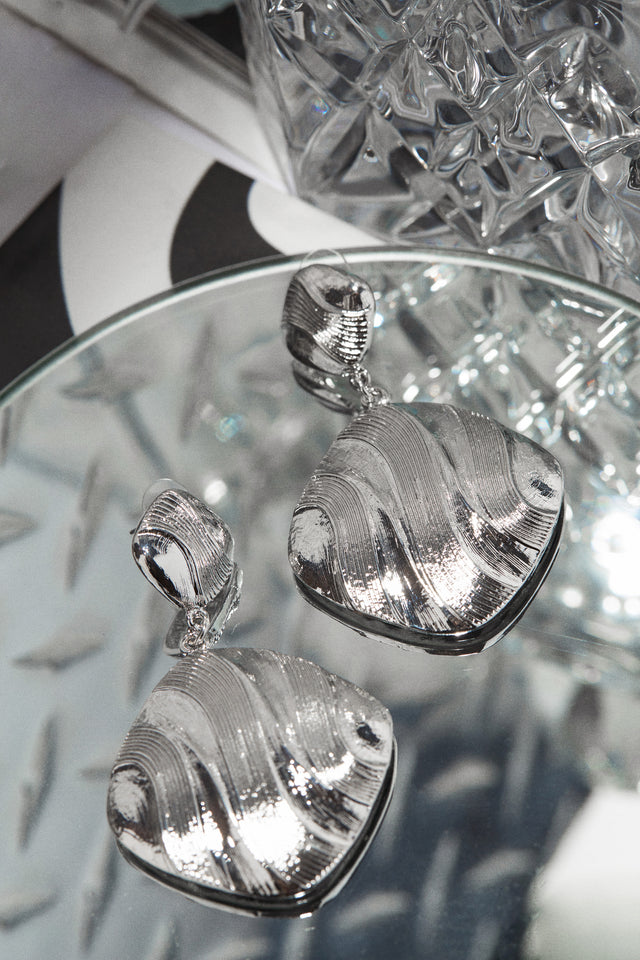 Load image into Gallery viewer, Marisela Statement Dangle Earring - Silver
