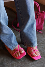 Load image into Gallery viewer, Mely Mid Heel Mules - Pink
