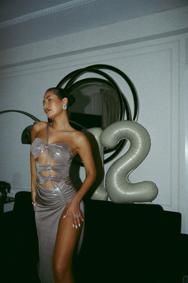 Load image into Gallery viewer, Shiny Metallic Dress

