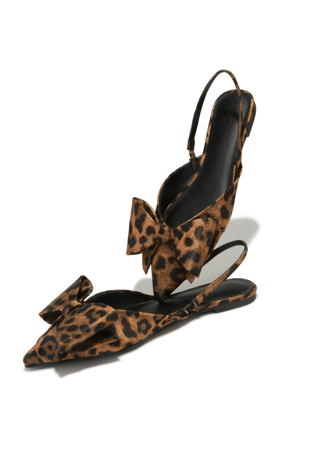 Load image into Gallery viewer, Elisabeth Pointed Toe Flats - Leopard
