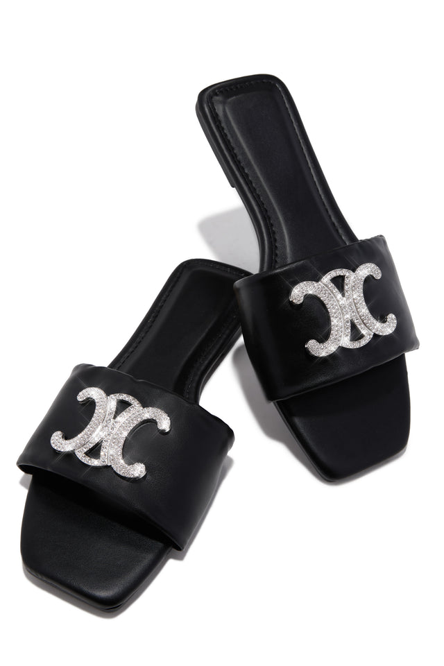 Load image into Gallery viewer, Ceci Flat Slip On Sandals - Black
