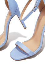 Load image into Gallery viewer, Lucero Single Sole Heels - Light Blue
