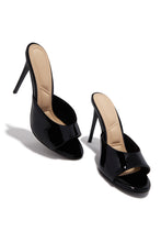 Load image into Gallery viewer, Lolita Single Sole Mules - Black
