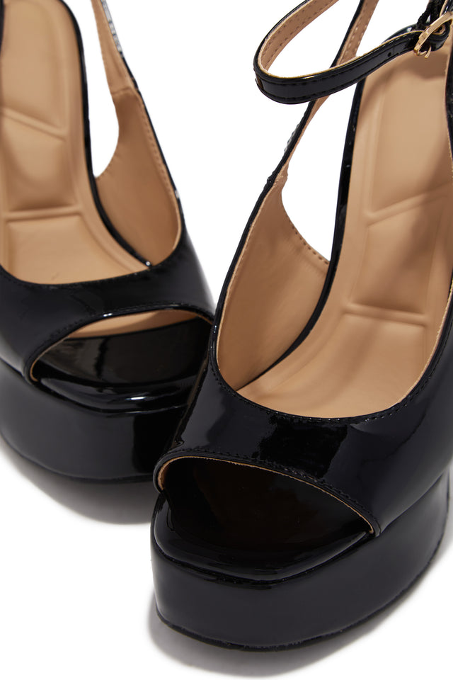 Load image into Gallery viewer, Penelope Platform High Heels - Black
