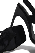 Load image into Gallery viewer, Sami Slingback Thong Strap Heels - Black

